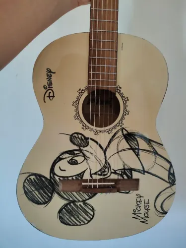 Violão Disney 
