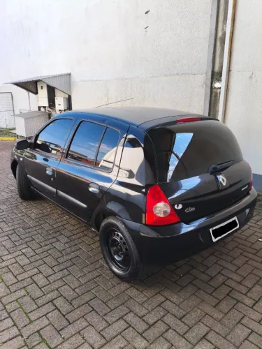 Renault Clio Hi-flex 1.0 16V 5P 2011