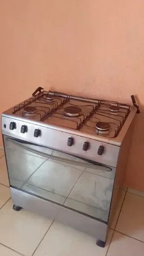 Fogão de 5 bocas