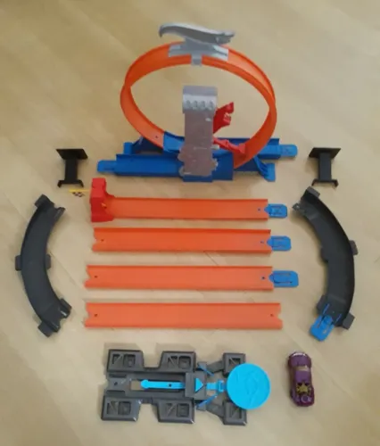 Hot Wheels Track Builder