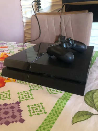PlayStation 4 funcionando com muitos jogos