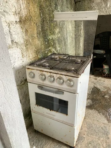 Fogão 4 bocas (funcionando perfeitamente)