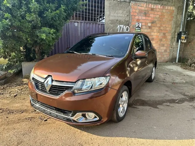 Renault Logan Dynamique Hi-flex 1.6 8V 4P 2014