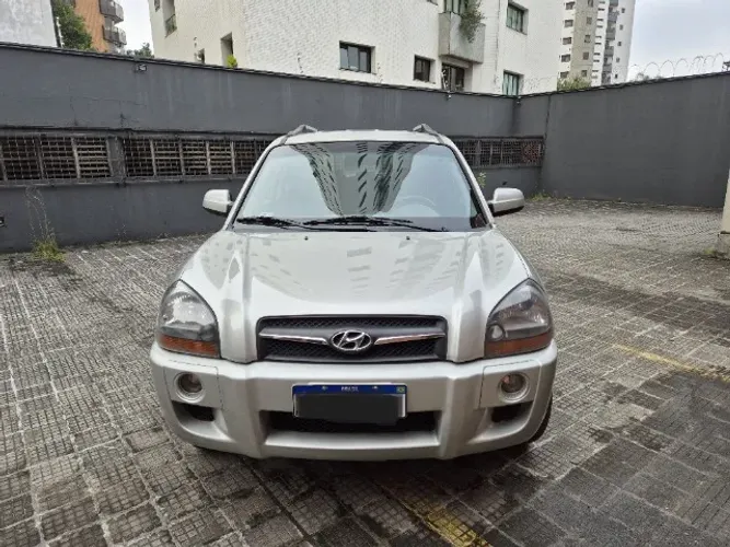 Hyundai Tucson 2.0 16V Mec. 2012