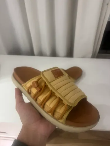 Nike Asuna 2 Wheat Gold