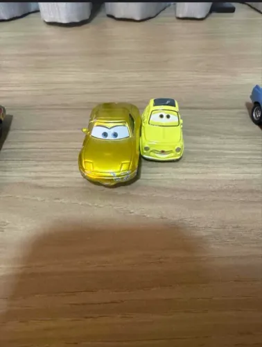 Filme Carros - Luigi e mais um Personagem 