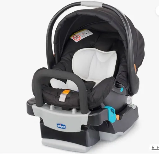 Bebê conforto Chicco com base