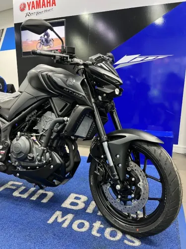 YAMAHA MT-03- SUPERVALORIZAÇÃO USADA NA TROCA / CATÃO S/ JUROS