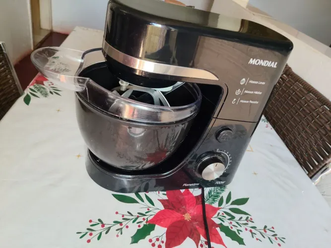 Vendo usada pouca vezes