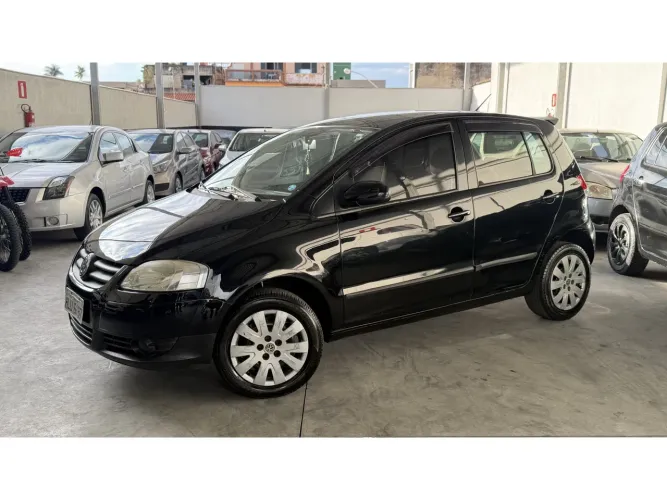 Volkswagen Fox 1.0 MI Total Flex 8V 5P 2010