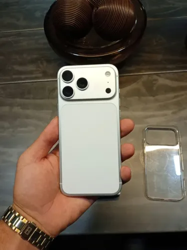 iPhone 17 pro max 1 TB