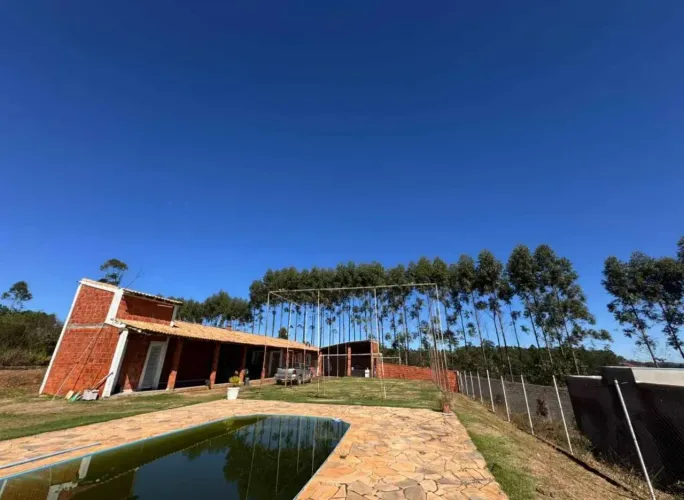 Chacara Ideal para Lazer familia e locação Caioçara (Maracanã) Jarinu - SP- Estuda Permut