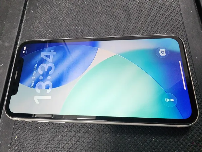 Iphone 11 (com nota fiscal)