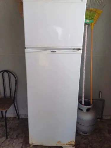 Geladeira retirada de peça 