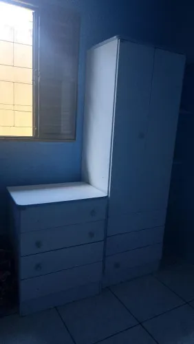 Cômoda e guarda roupa infantil