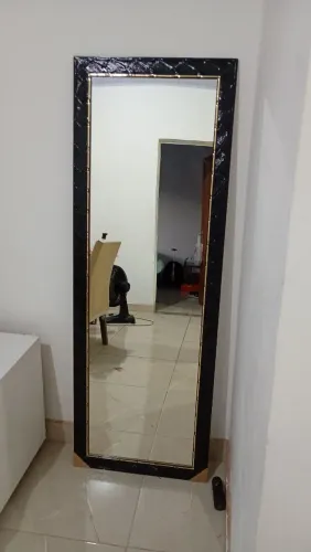 Espelho Novo 50 largura, 160 altura com moldura preta