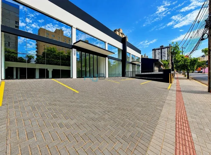 Salão à venda e para alugar em Londrina, Centro, com 250 m²