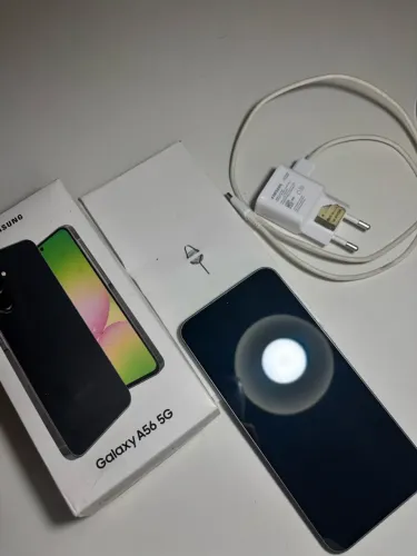 Samsung Galaxy A56 5G 256GB Preto - Impecável na Caixa c/ Carregador Original