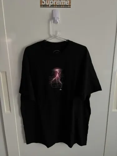 Camiseta Anti Social Social Club Twister - Tamanho P - Usada