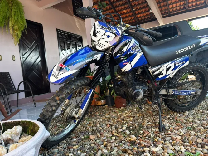 Moto de trilha - XLR 125
