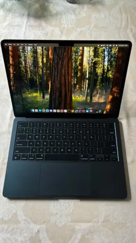 Macbook air M2 16gb 256gb