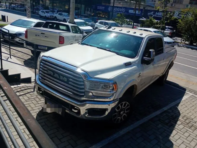 Ram 3500 Limited Longhorn 6.7 TB CD Diesel 2023