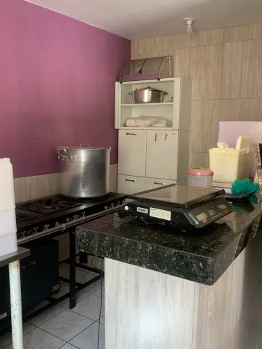 ALUGA - se SALA COMERCIAL COM BANHEIRO