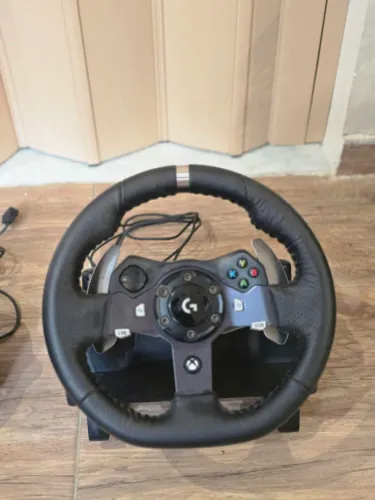 Volante e pedais Logitech G920 c/marcha