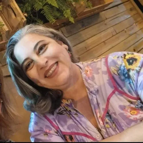 Sou cuidadora de idosos 