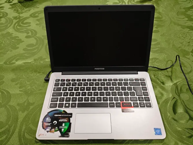 Notebook Positivo 4gb 500gb