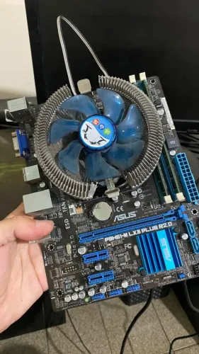 Kit placa mae 1155 asus + processador g2020, + 4gb de ram, funcionando perfeito!