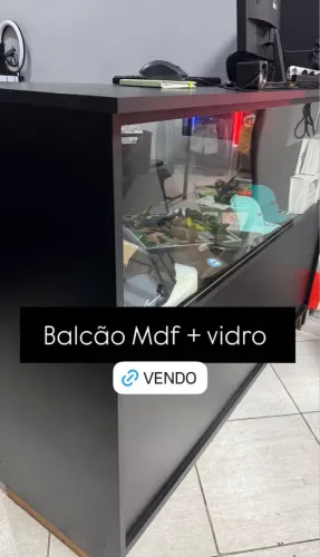 Balcão Mdf com vidro 