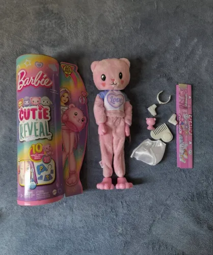 Boneca Barbie cutie reveal urso