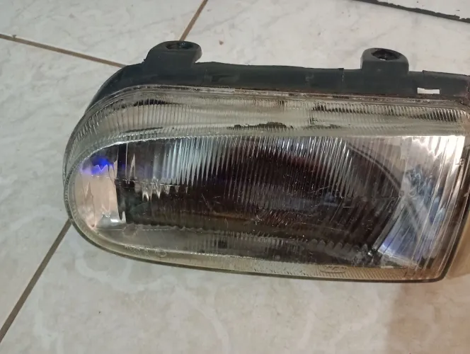 Farol Gol G2 Lado do motorista 