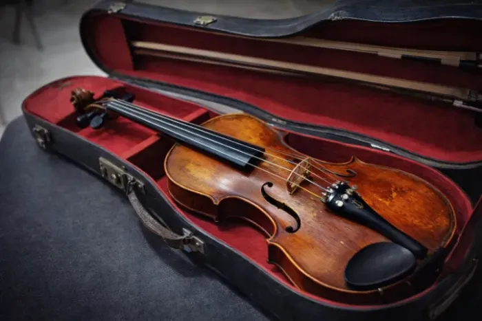 Violino Antonius Stradivarius  - Raridade  ótimo estado + 100 anos ideal para colecionador
