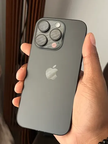 IPHONE 16 PRO - RETIRADA DE PEÇAS