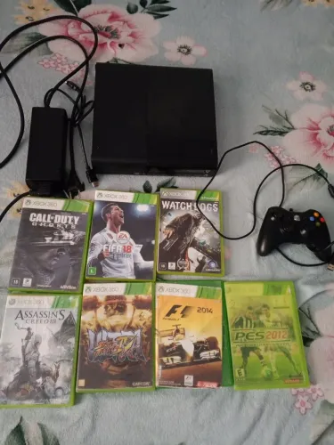 Xbox 360 semi novo com jogos aceito troca 