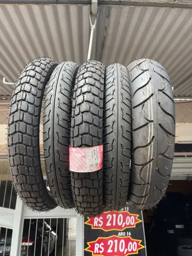 PNEUS DE MOTO NOVOS 