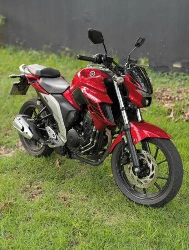 Yamaha Fazer 250 | Ano 2023