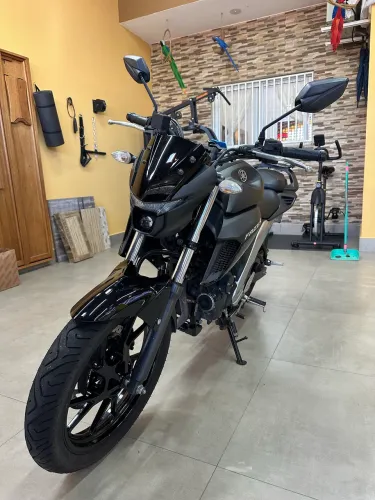 Yamaha FZ25 ABS 2023 | Único dono | Impecável