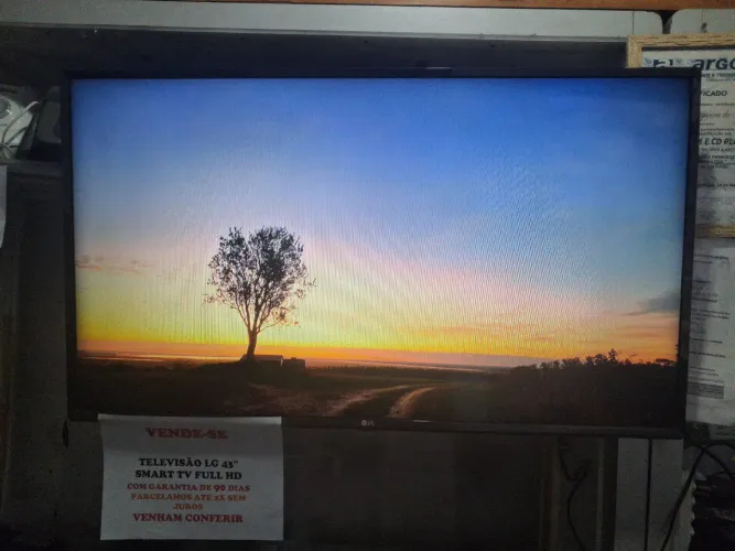 Smart TV LG 43" Full HD com Garantia de 90 Dias e Controle Novo