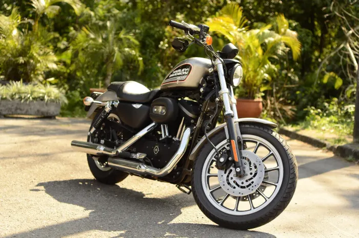 Harley 883 impecável
