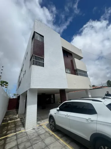 Apartamento com 03 quartos no Jardim Cidade Universitária.