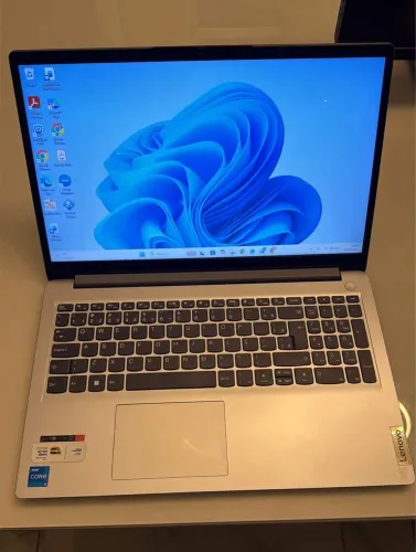 Notebook Lenovo Ideapad - estado de novo