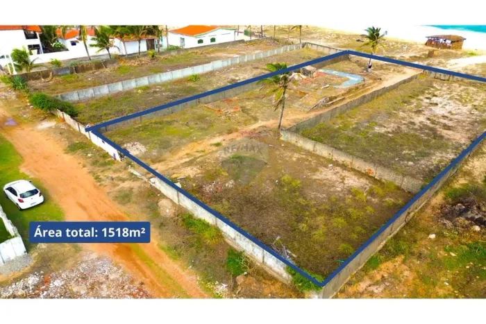 Terreno na Praia de Tabatinga - Seu Paraíso à Beira-mar