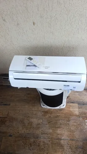 Ar Springer Midea 9k (LEIA A DESCRIÇÃO)