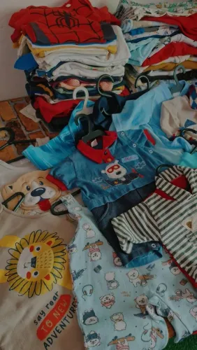 Lote de roupas para bebe menino Rn e P