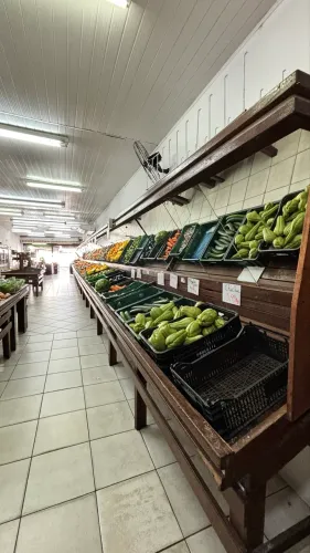 Vendo fruteira / hortifruti/ mercearia