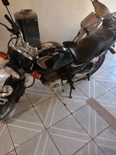 Vendo uma Suzuki yes 125 2009