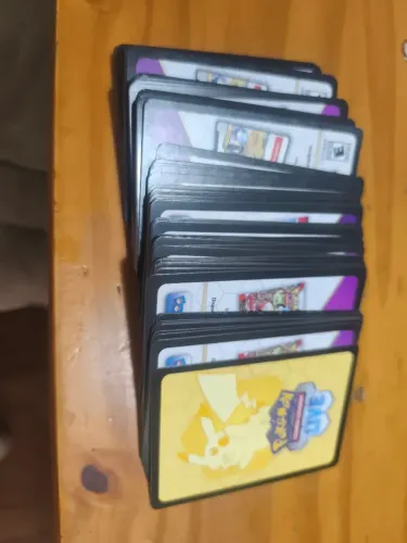 100 Códigos de Pokémon Online 